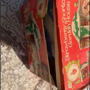 Strawberry Shortcake Garden House